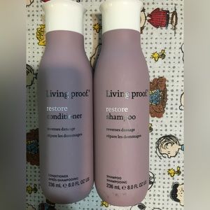 Shampoo and conditioner sets